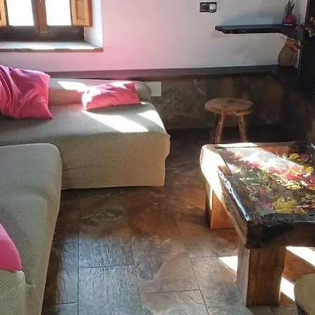 Pasiega Lucas Semesterbostad