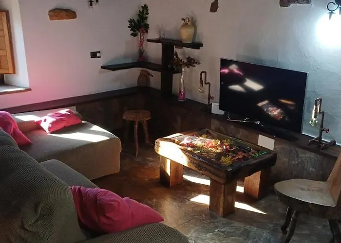 Pasiega Lucas * Bustantegua